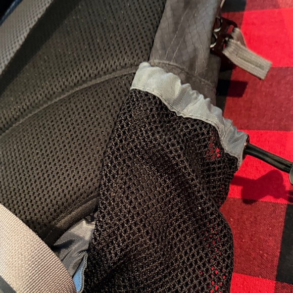 L.L. Bean Ridge Runner Backpack - Picture 5 of 9